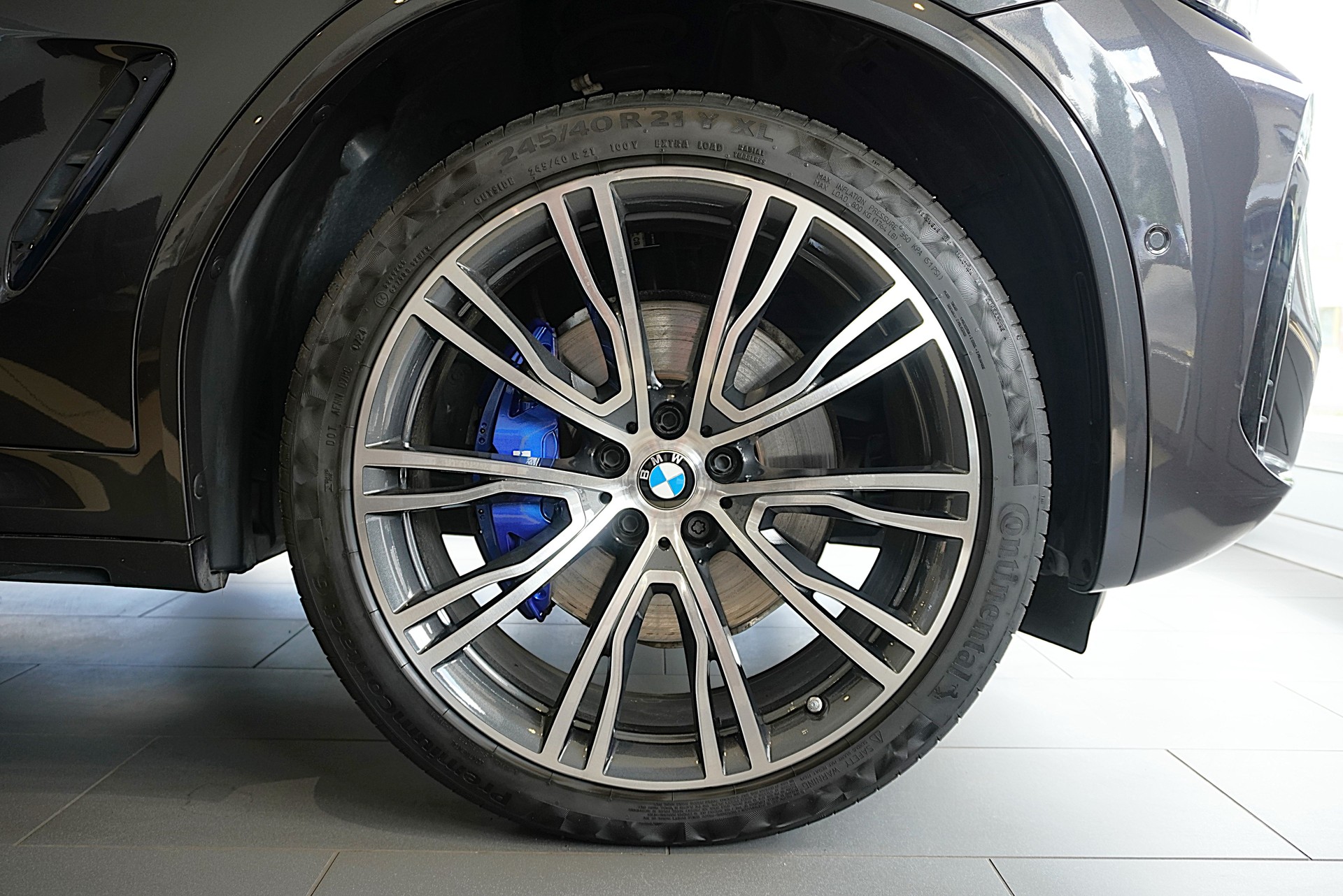 BMW X3 M40i-image-7