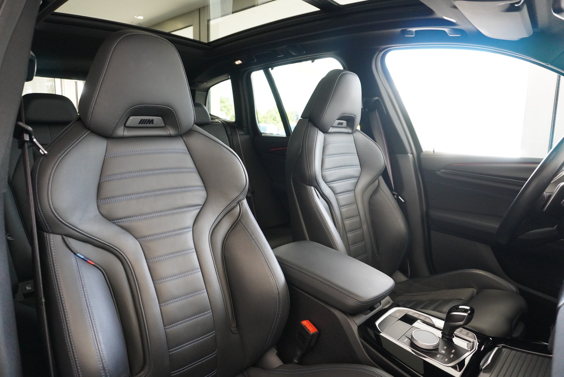 BMW X3 M40i-image-8
