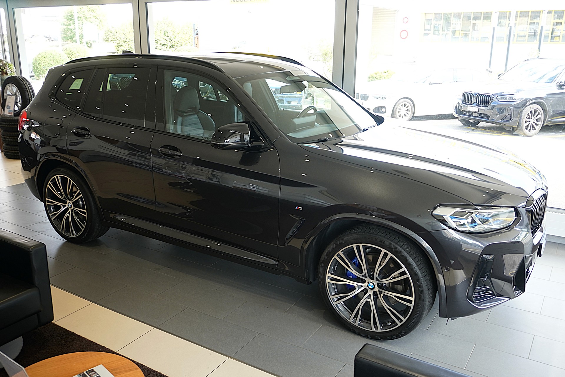 BMW X3 M40i-image-2