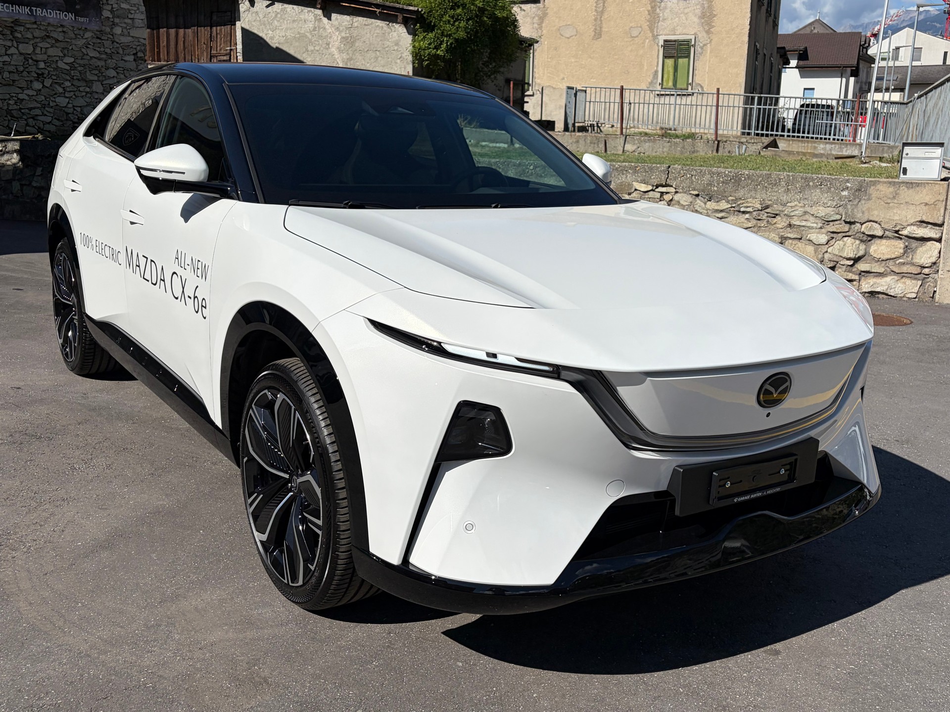MAZDA CX-6e Takumi-image-6