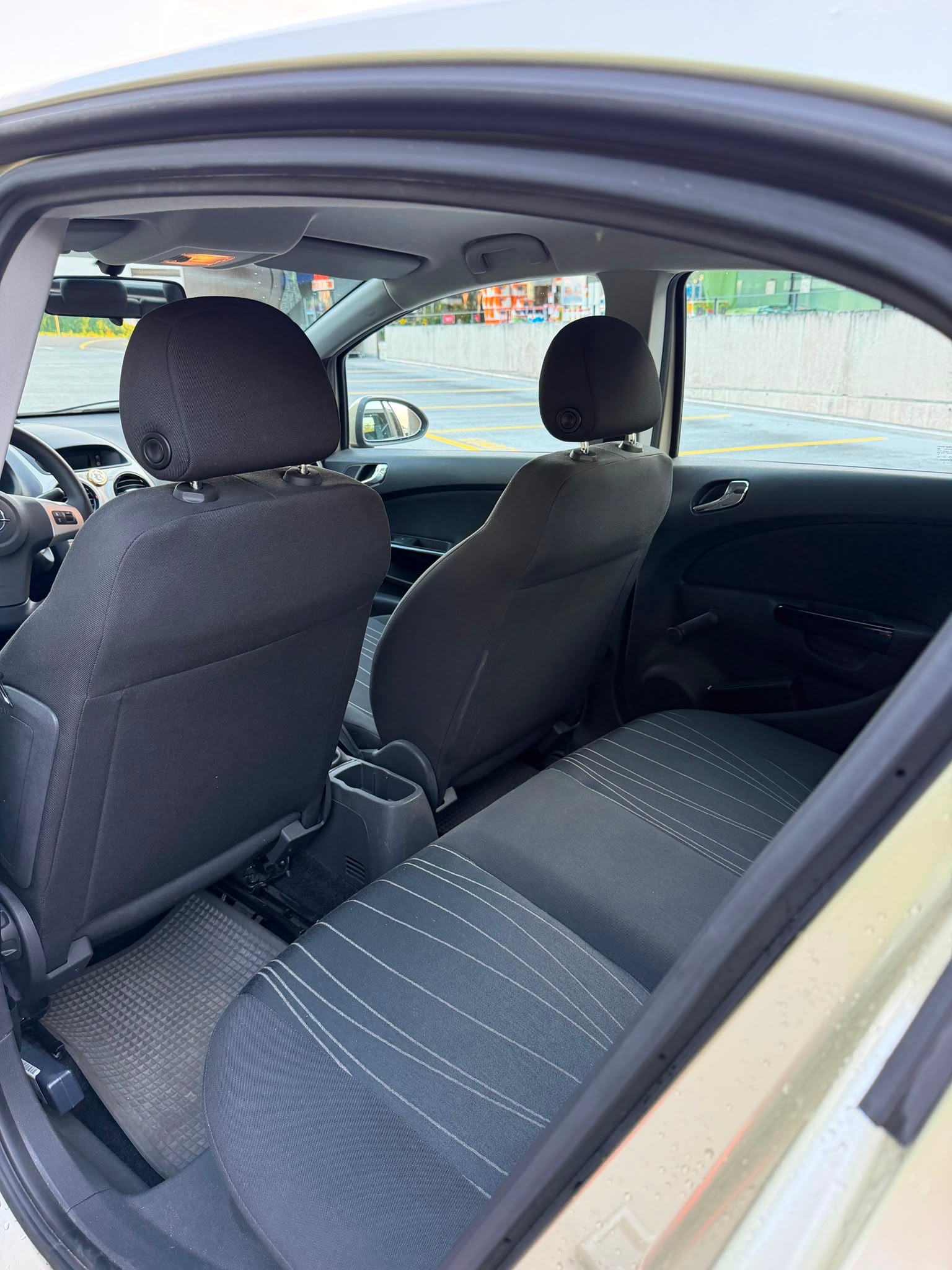 OPEL Enjoy 1.4i 16V - nur 18'500km!-image-10