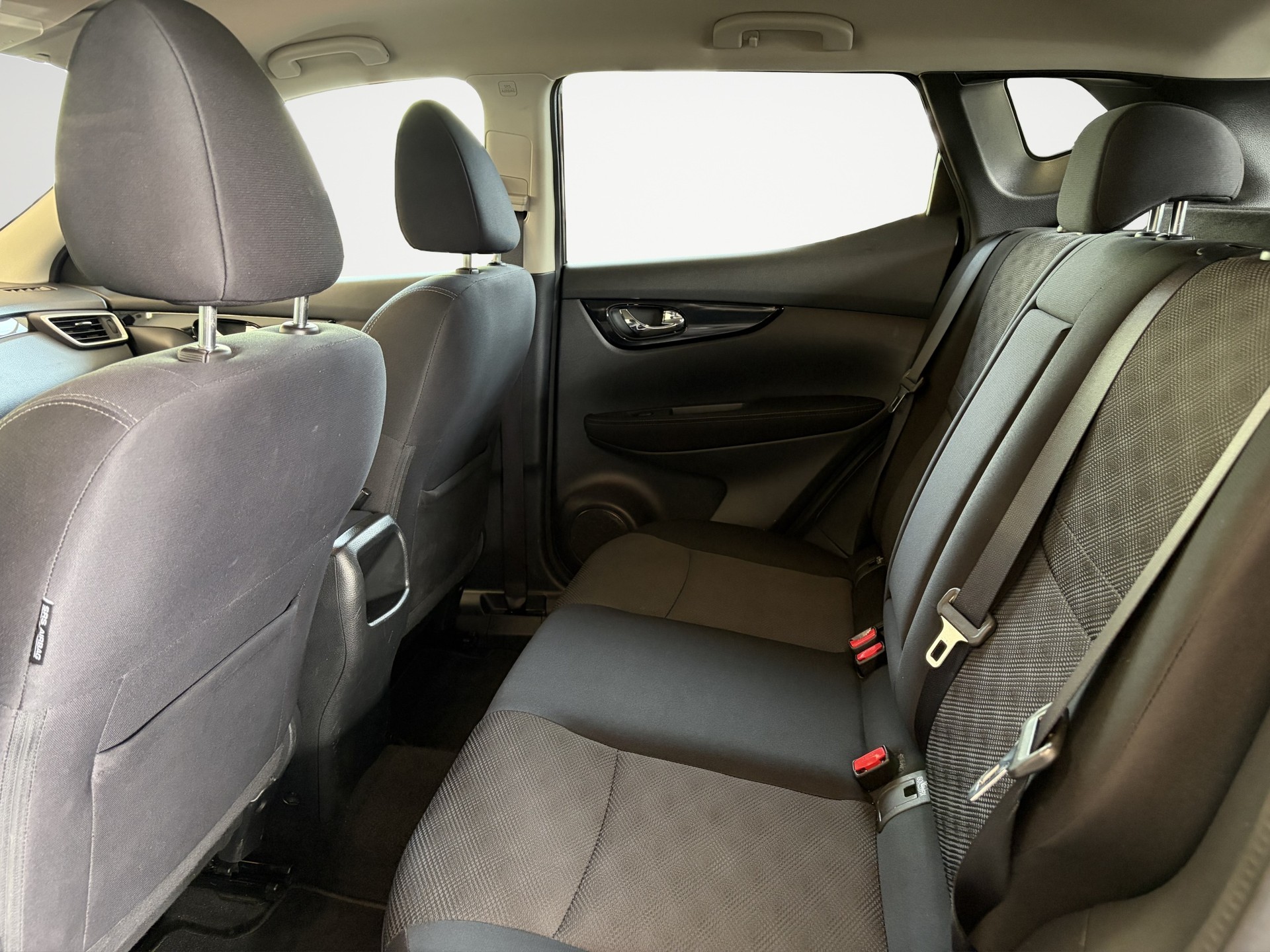 NISSAN Qashqai 1.6 dCi 360° Xtronic CVT-image-15