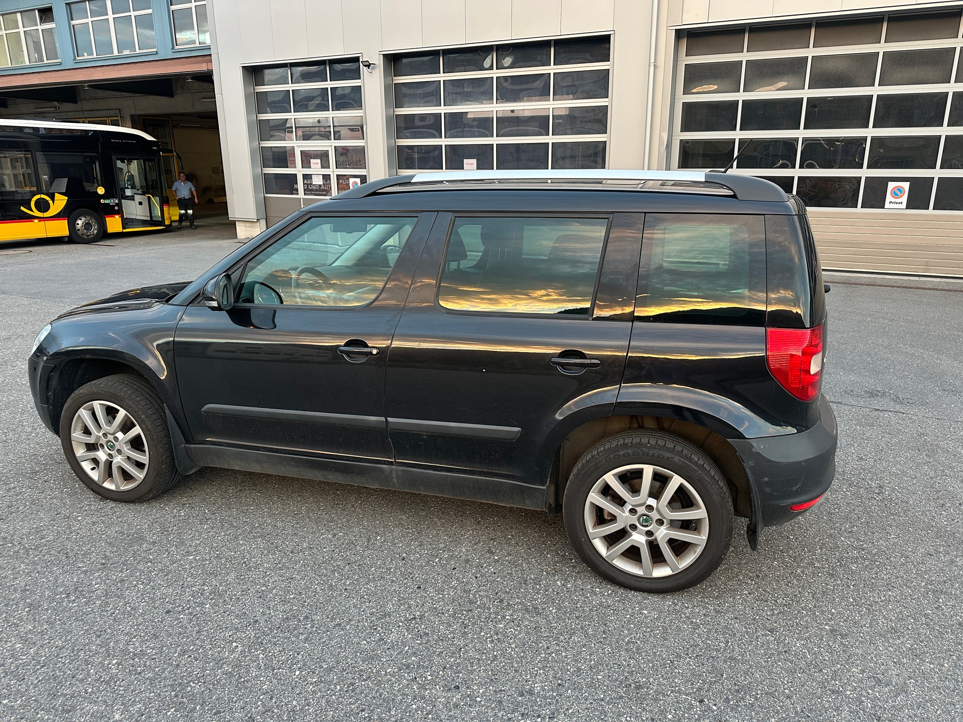 SKODA Yeti 1.8 TSI Ambition 4x4-image-5
