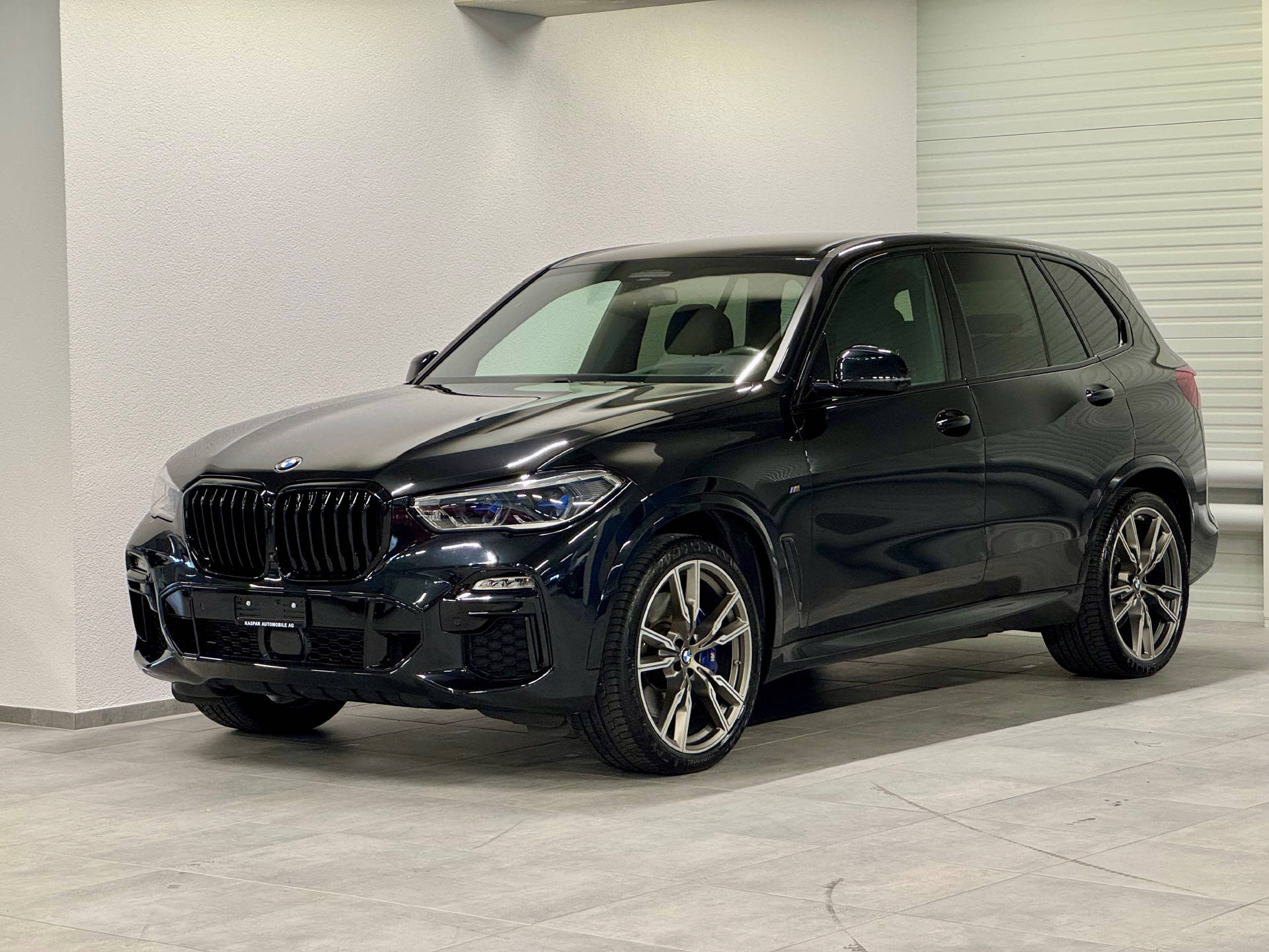 BMW X5 M50d xDrive all Black — slika 1