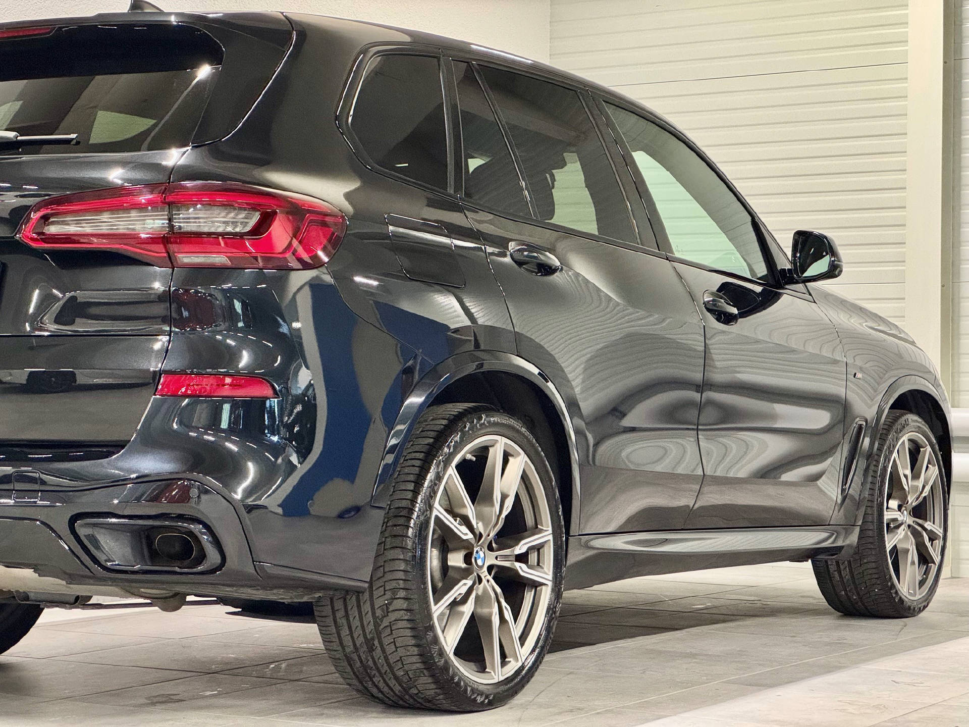 BMW X5 M50d xDrive-image-13
