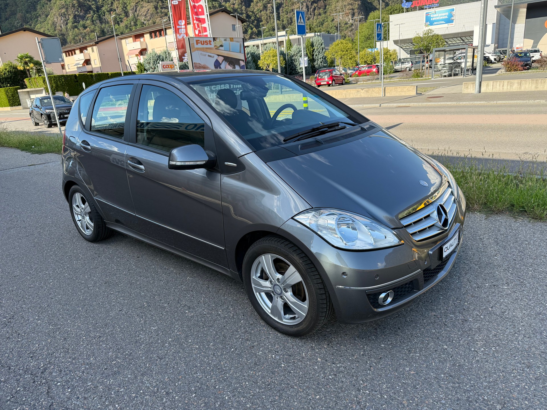 MERCEDES-BENZ A 180 CDI Avantgarde-image-1