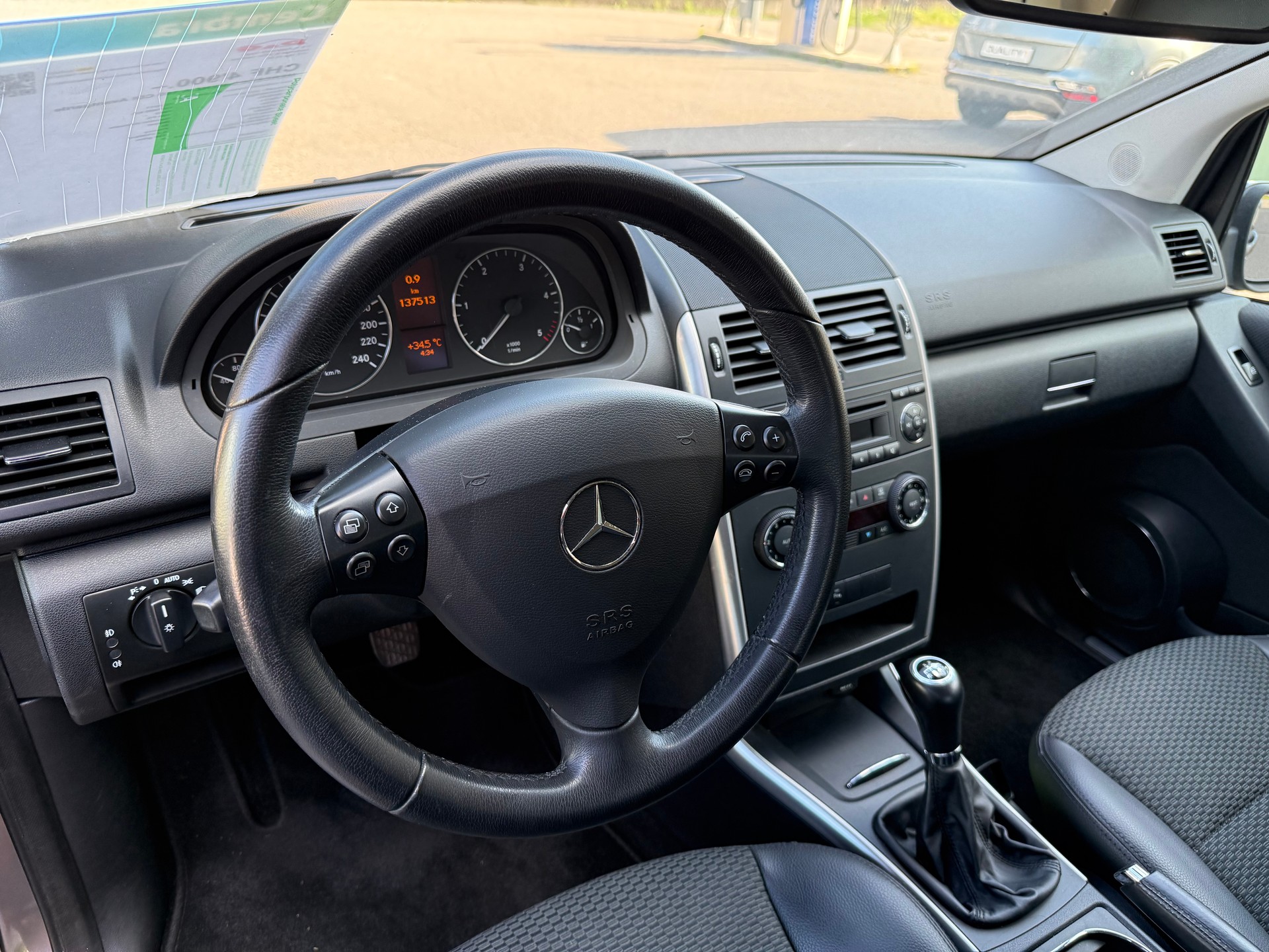 MERCEDES-BENZ A 180 CDI Avantgarde-image-7