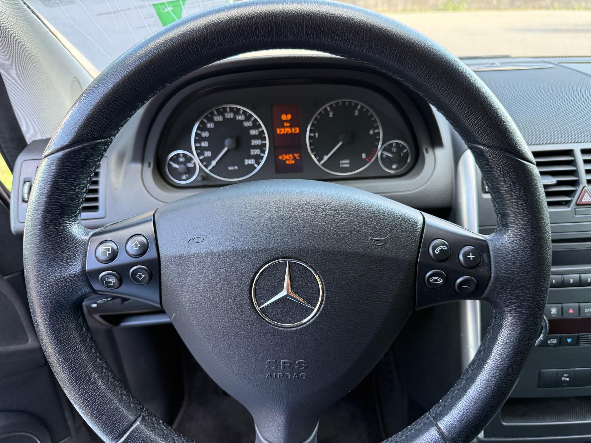 MERCEDES-BENZ A 180 CDI Avantgarde-image-11