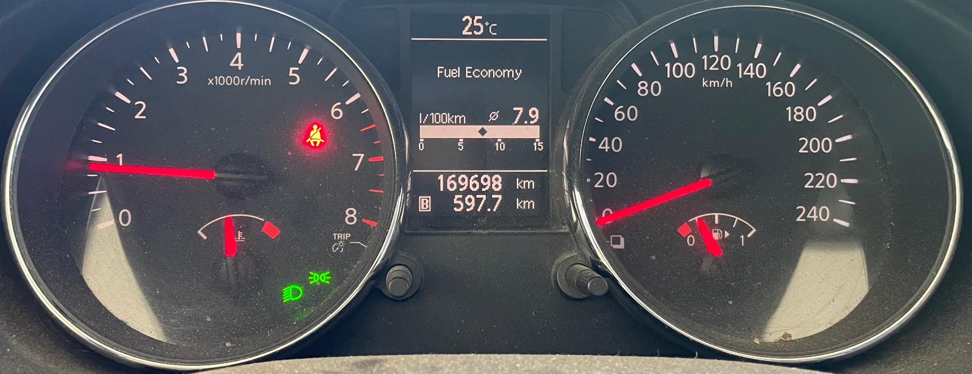 NISSAN Qashqai 1.6 acenta-image-13