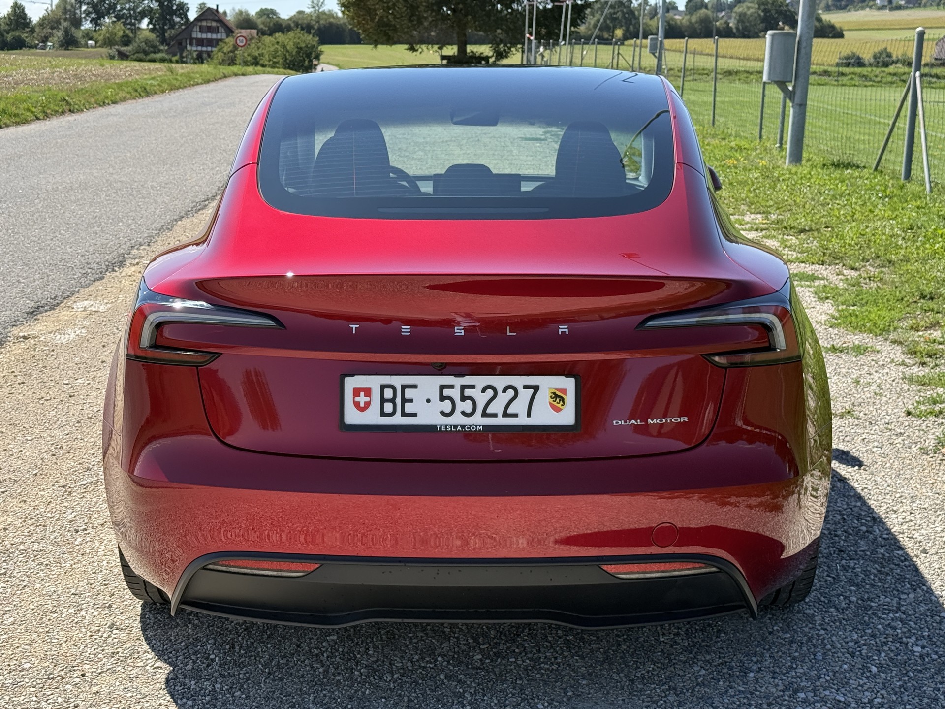 TESLA MODEL 3 Long Range Dual Motor AWD-image-1