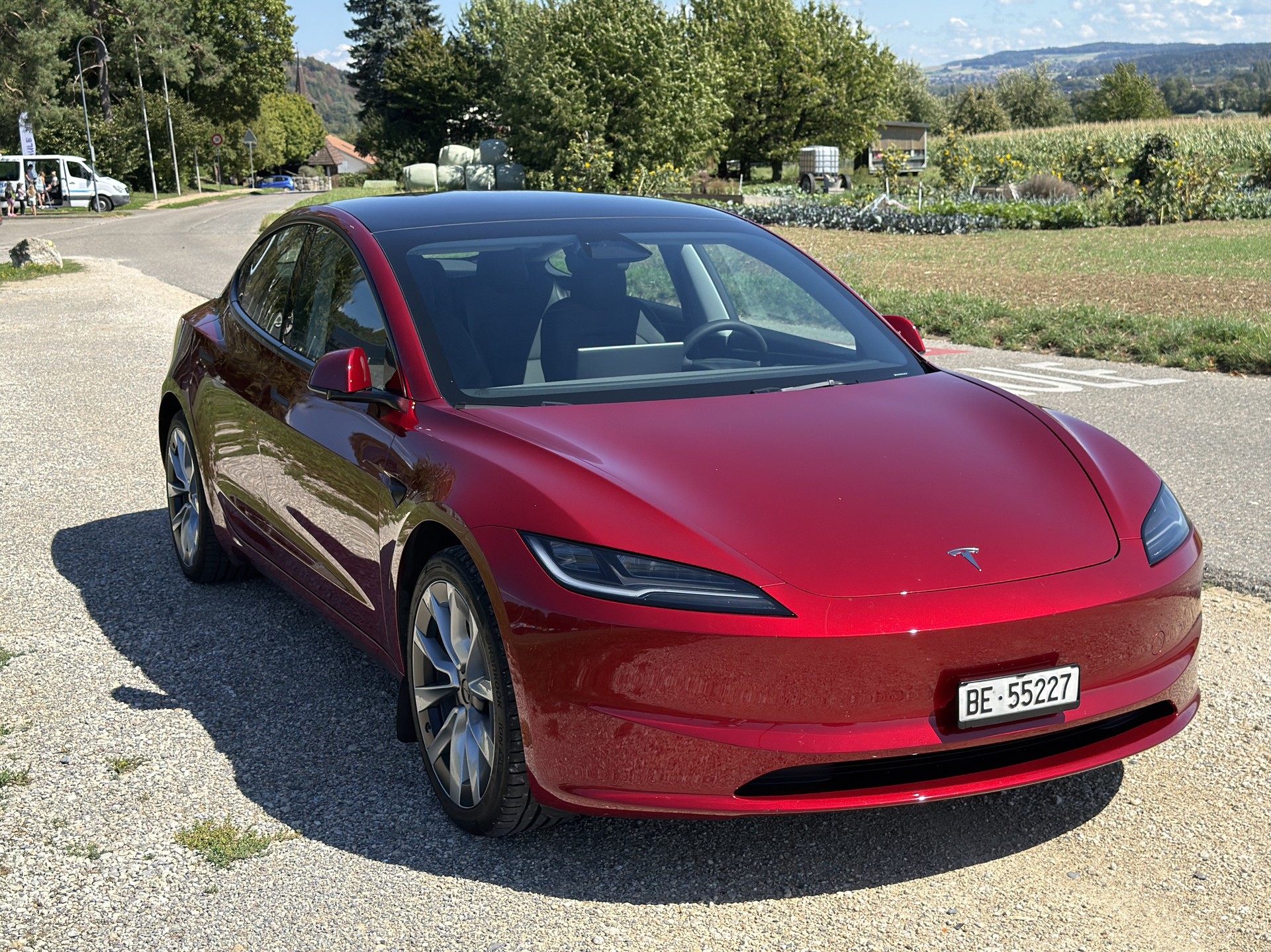 TESLA MODEL 3 Long Range Dual Motor AWD-image-3
