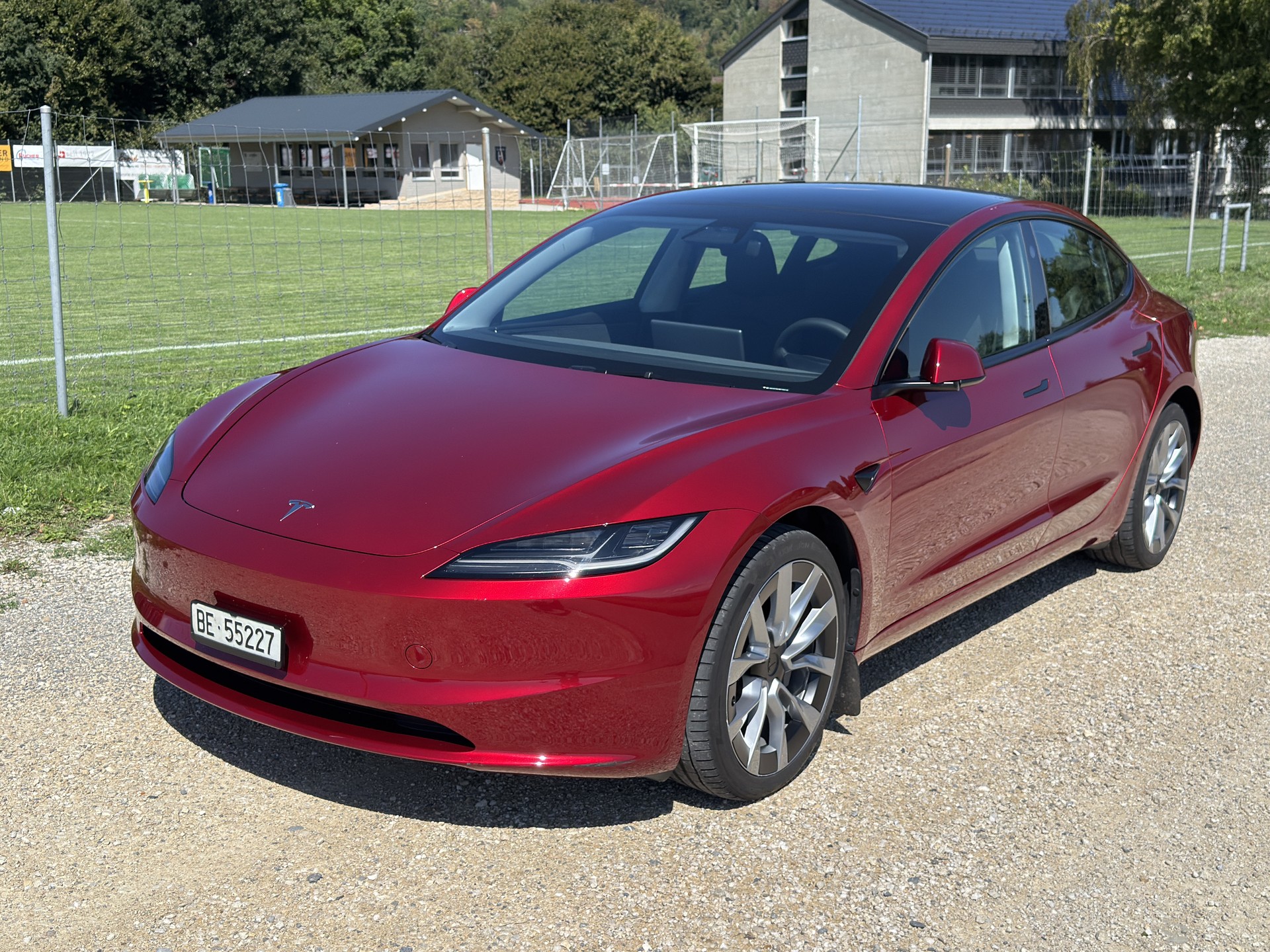 TESLA MODEL 3 Long Range Dual Motor AWD-image-4
