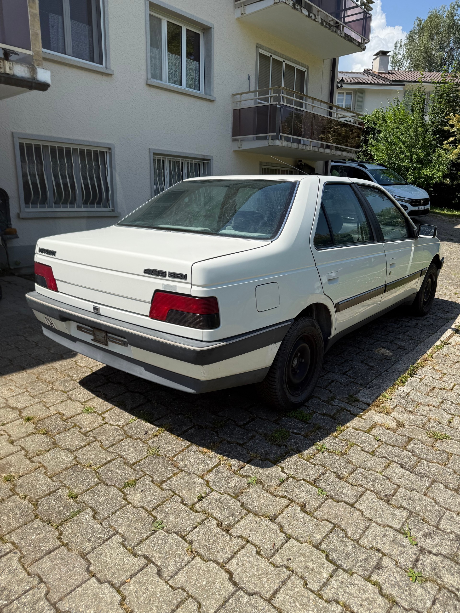 PEUGEOT 1.9 SRI-image-3