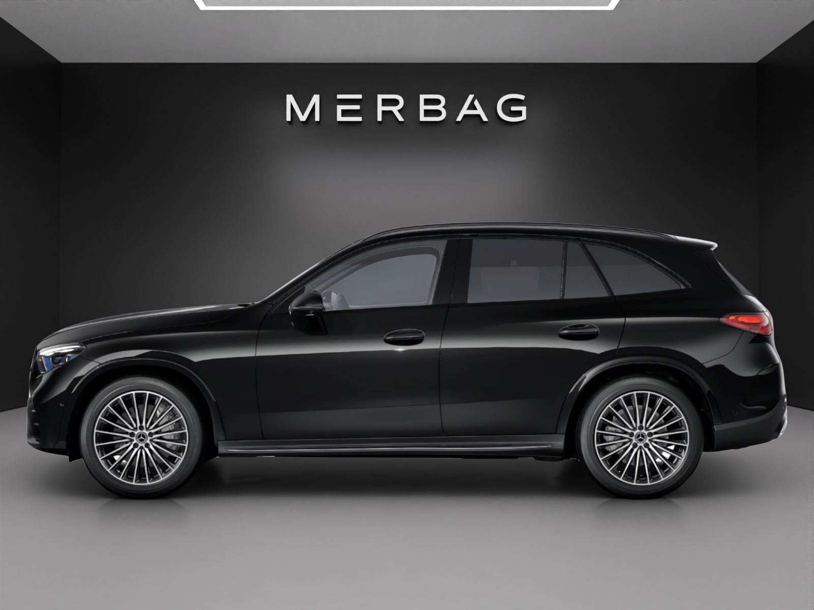 MERCEDES-BENZ GLC 300-image-2
