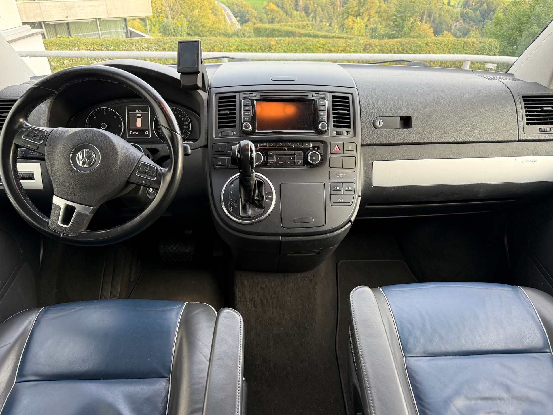 VW VW T5.2 Multivan Highline 2.0 BiTDI 4Motion DSG – 7-Sitzer – Austauschmotor-image-3