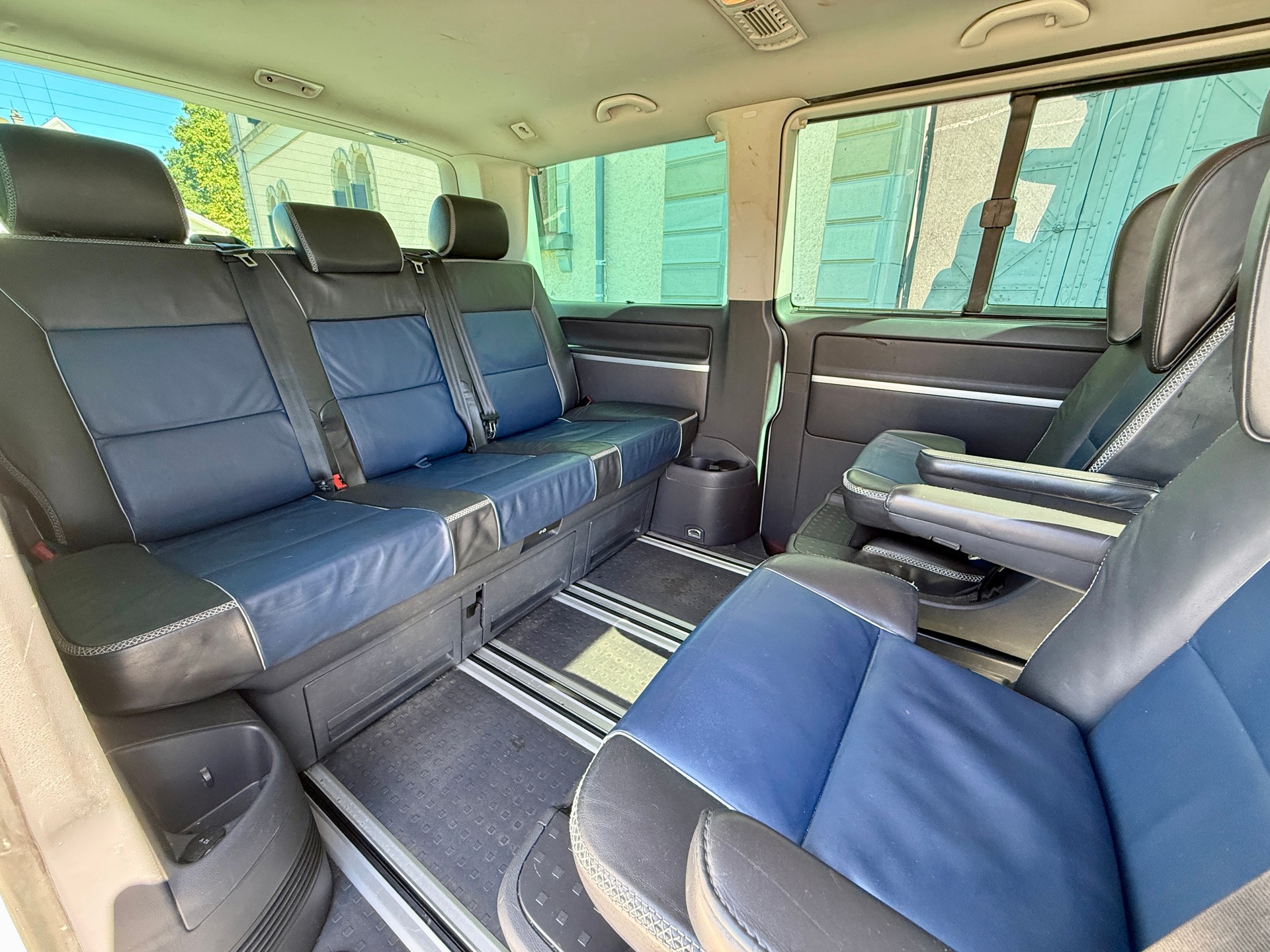 VW VW T5.2 Multivan Highline 2.0 BiTDI 4Motion DSG – 7-Sitzer – Austauschmotor-image-5