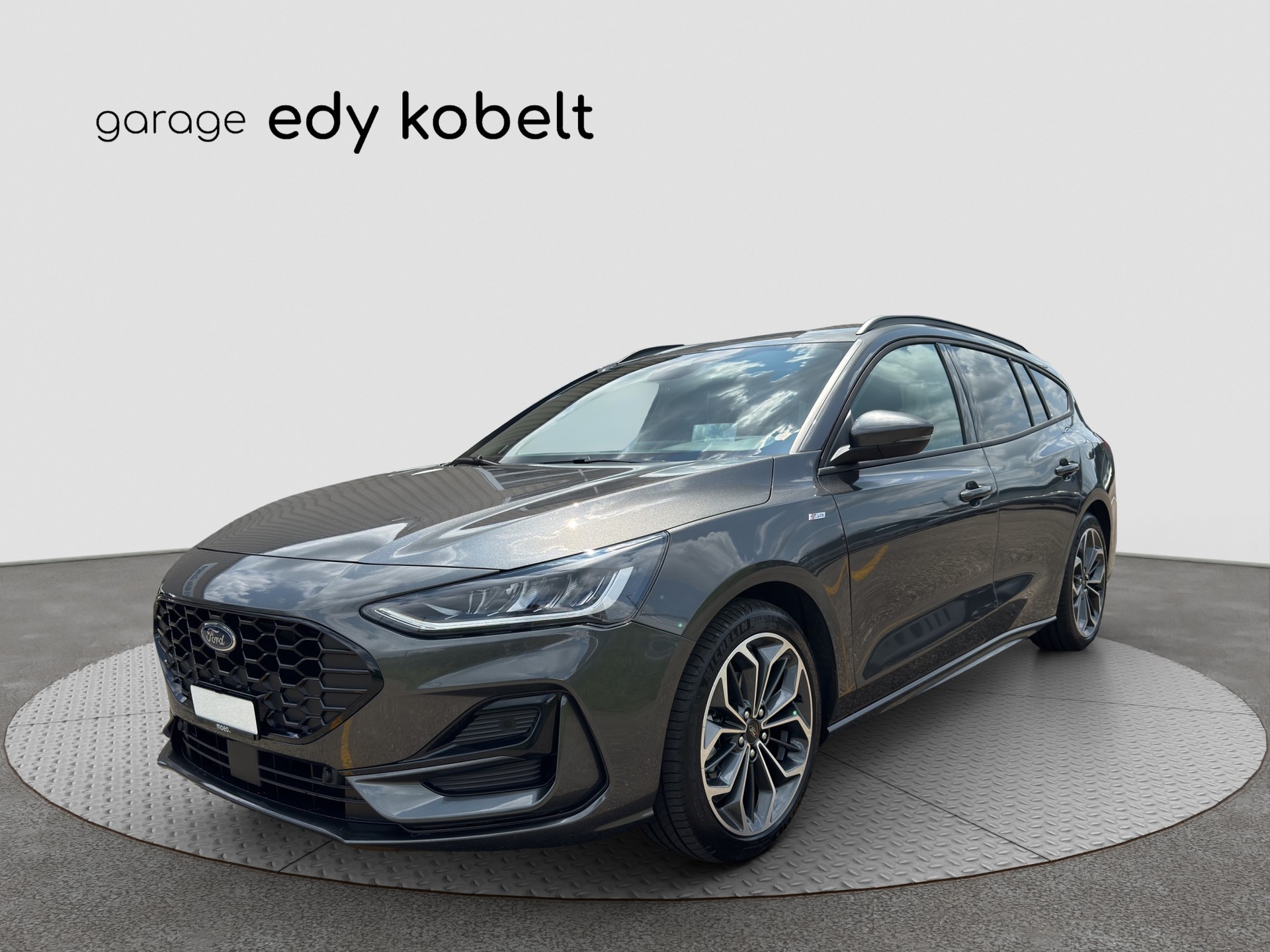 FORD Focus 1.0 MHEV ST-Line X Automat-image-0
