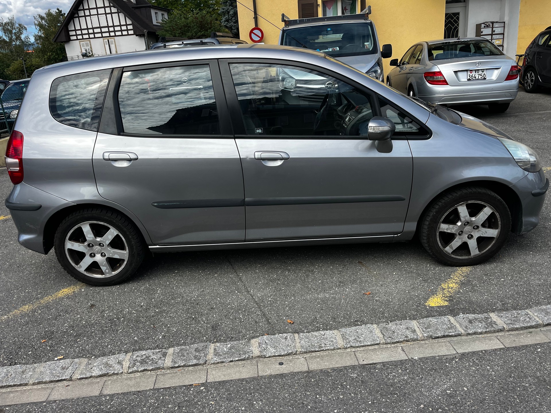 HONDA Jazz 1.4i ES-image-3