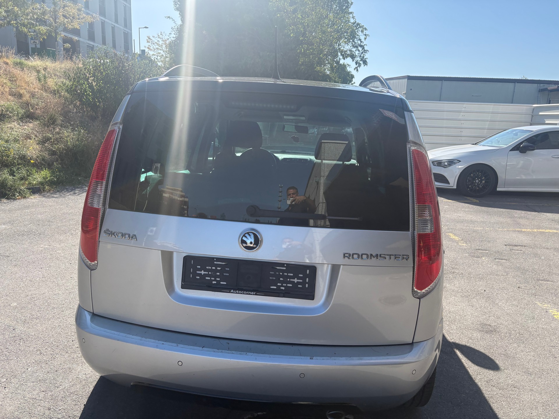 SKODA Roomster 1.2 TSI Noire-image-7