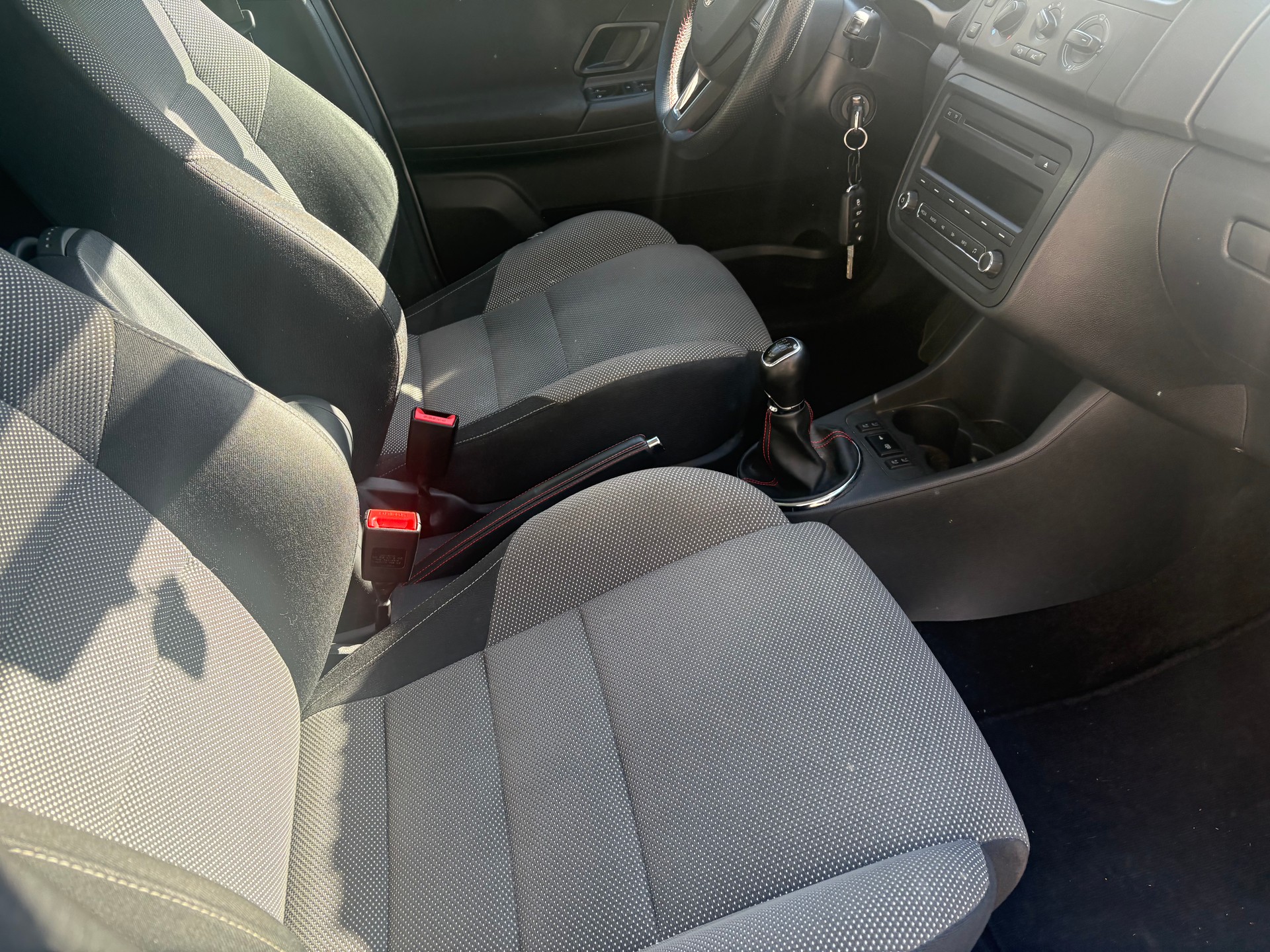 SKODA Roomster 1.2 TSI Noire-image-3