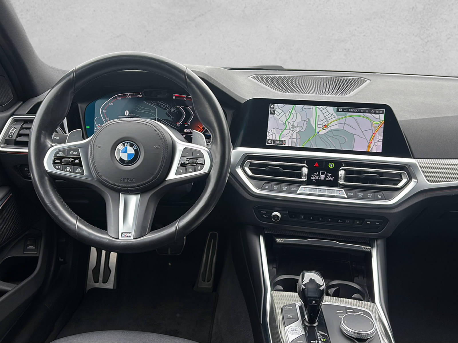 BMW 320d xDrive 48V Touring M Sport Steptronic-image-11