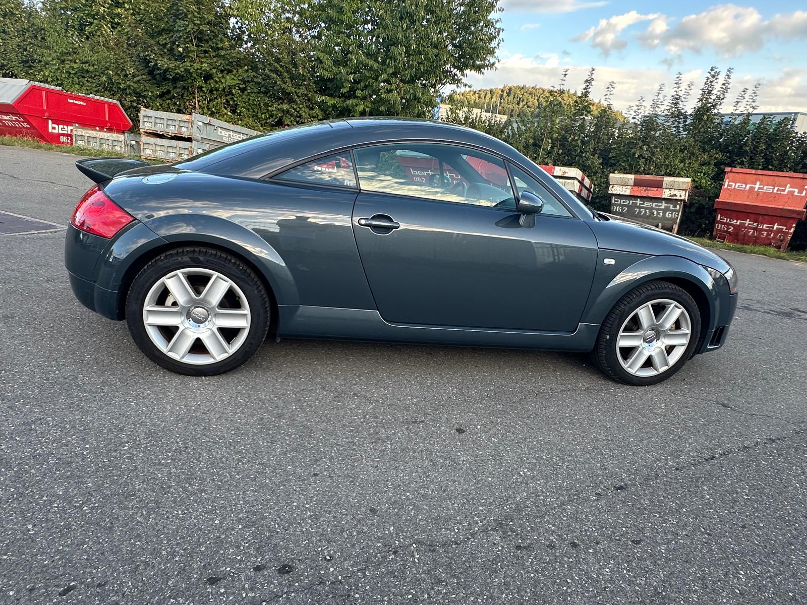 AUDI TT Coupé 3.2 quattro-image-1