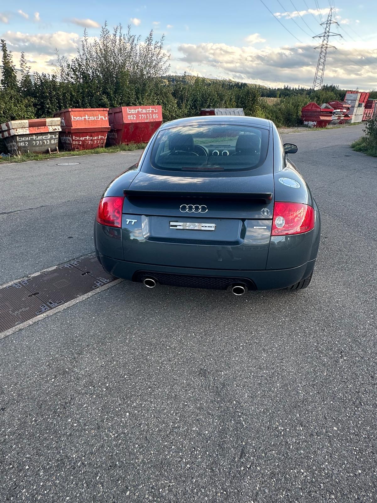 AUDI TT Coupé 3.2 quattro-image-11