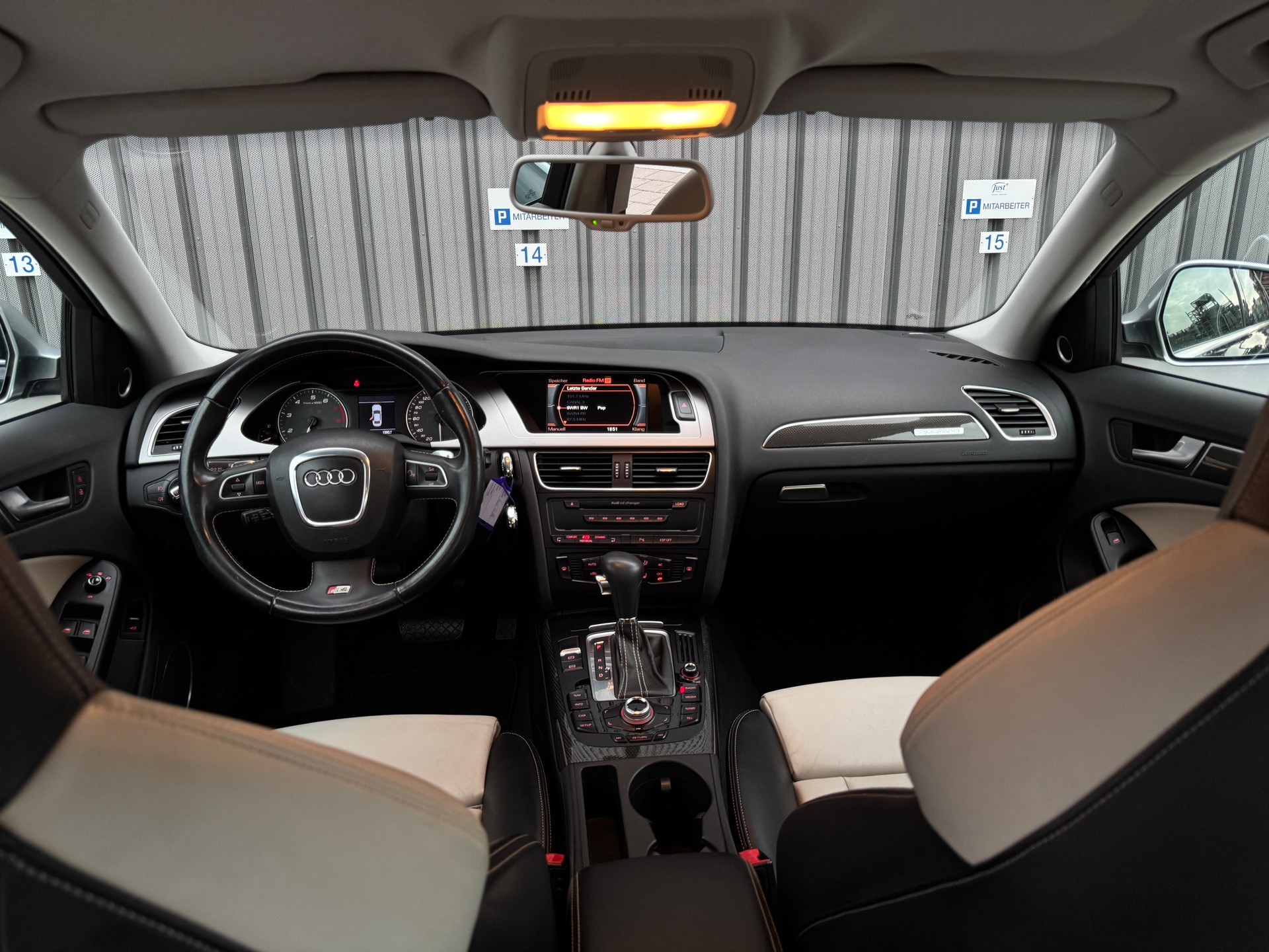 AUDI S4 Limousine 3.0 TFSI quattro S-tronic-image-14