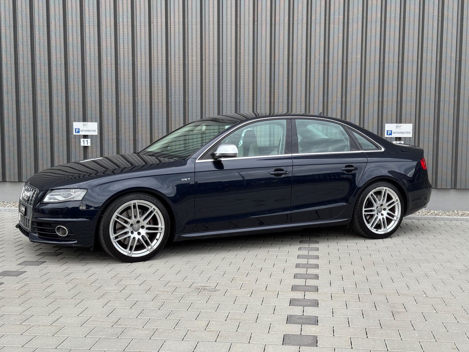 AUDI S4 Limousine 3.0 TFSI quattro S-tronic-image-2