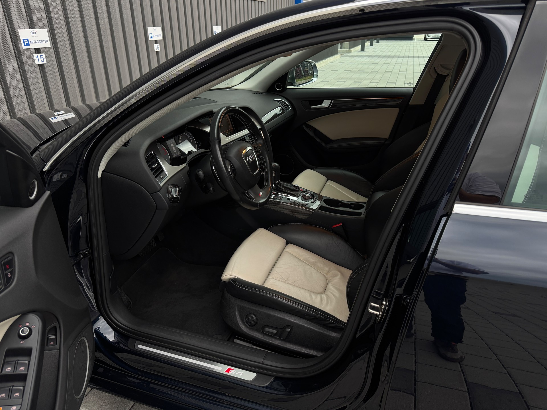 AUDI S4 Limousine 3.0 TFSI quattro S-tronic-image-12