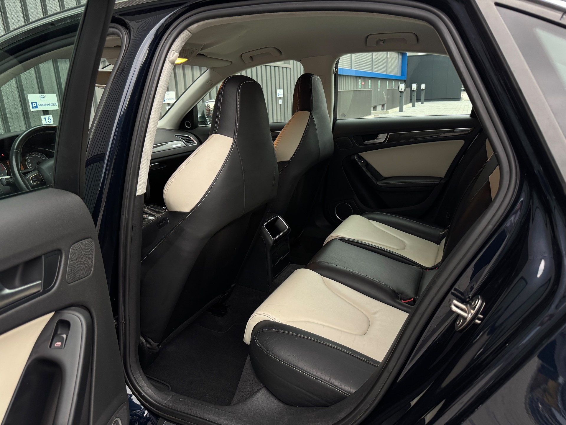AUDI S4 Limousine 3.0 TFSI quattro S-tronic-image-13