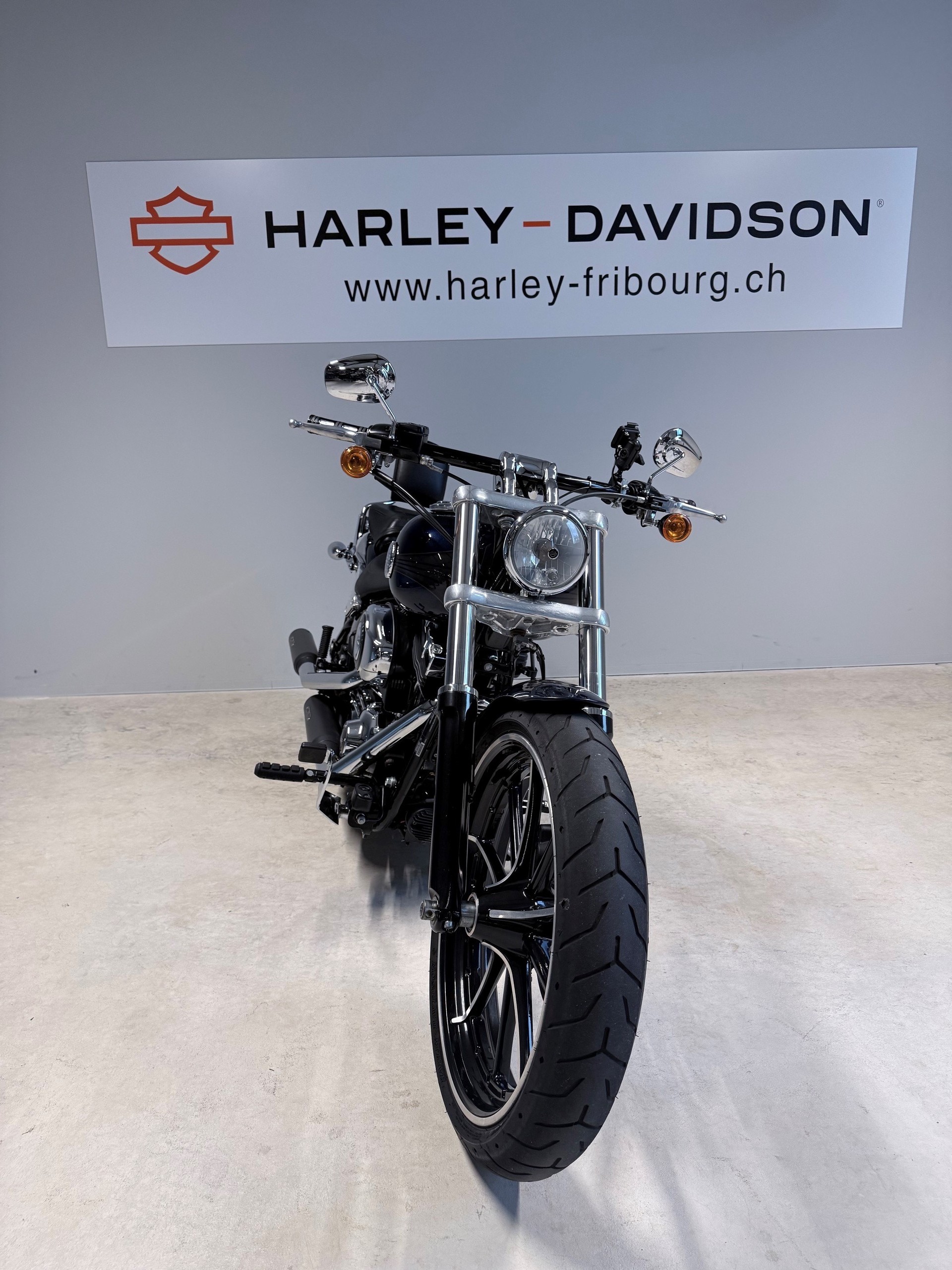 HARLEY-DAVIDSON FXSB Breakout 103 ABS-showroom-element-2