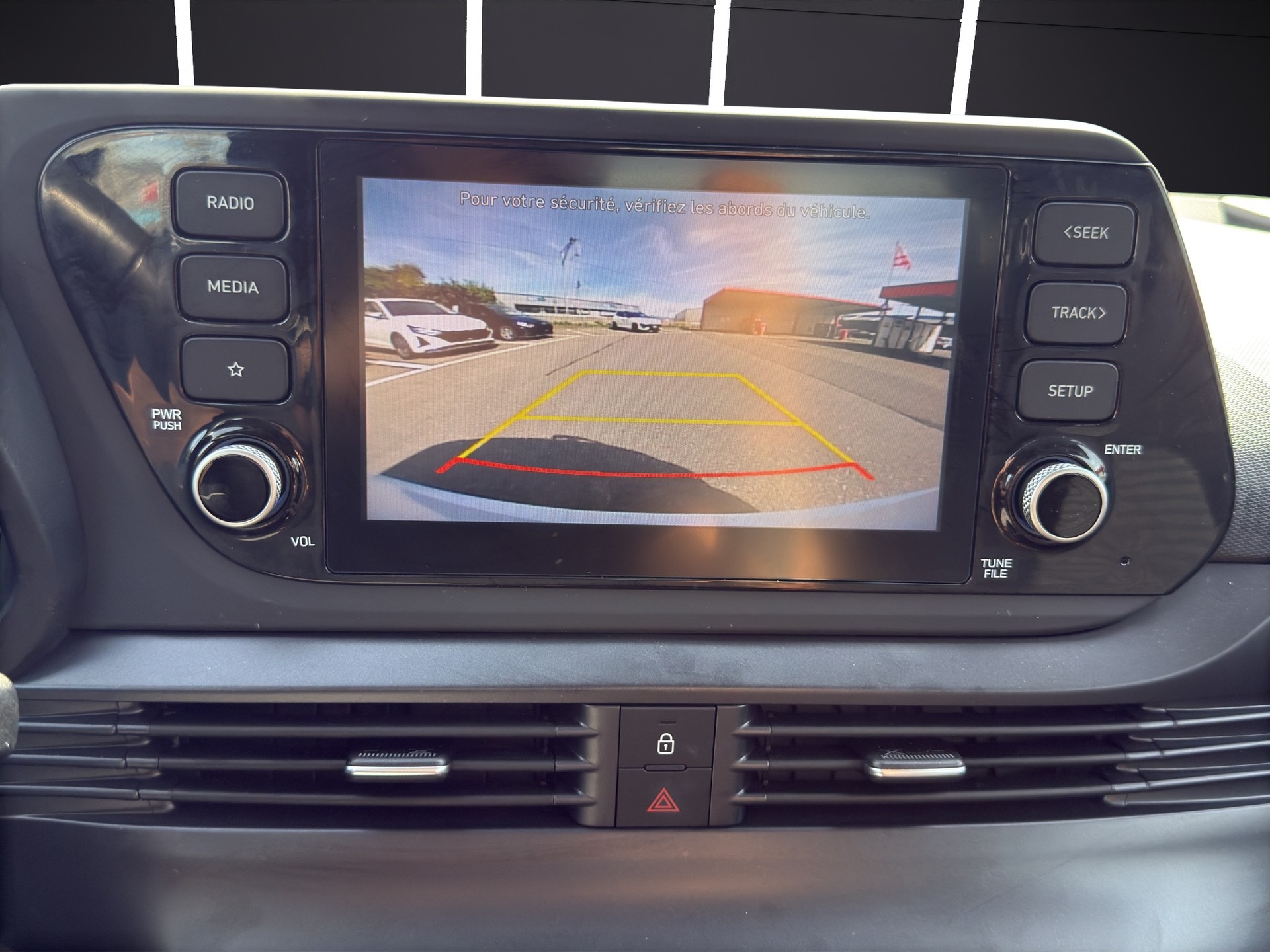 HYUNDAI i20 1.0 T-GDi Origo DCT-image-11