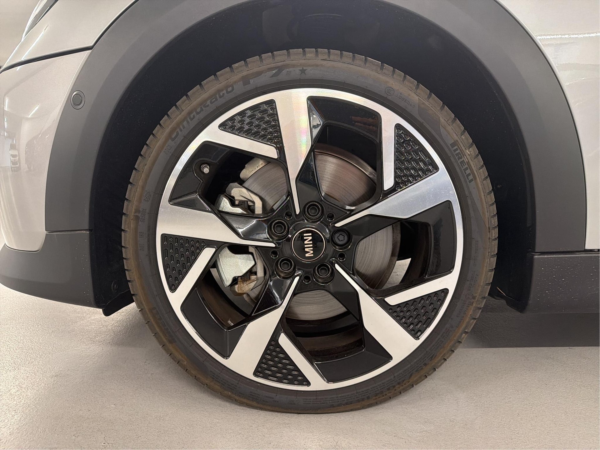 MINI Cooper 5 door C-image-6