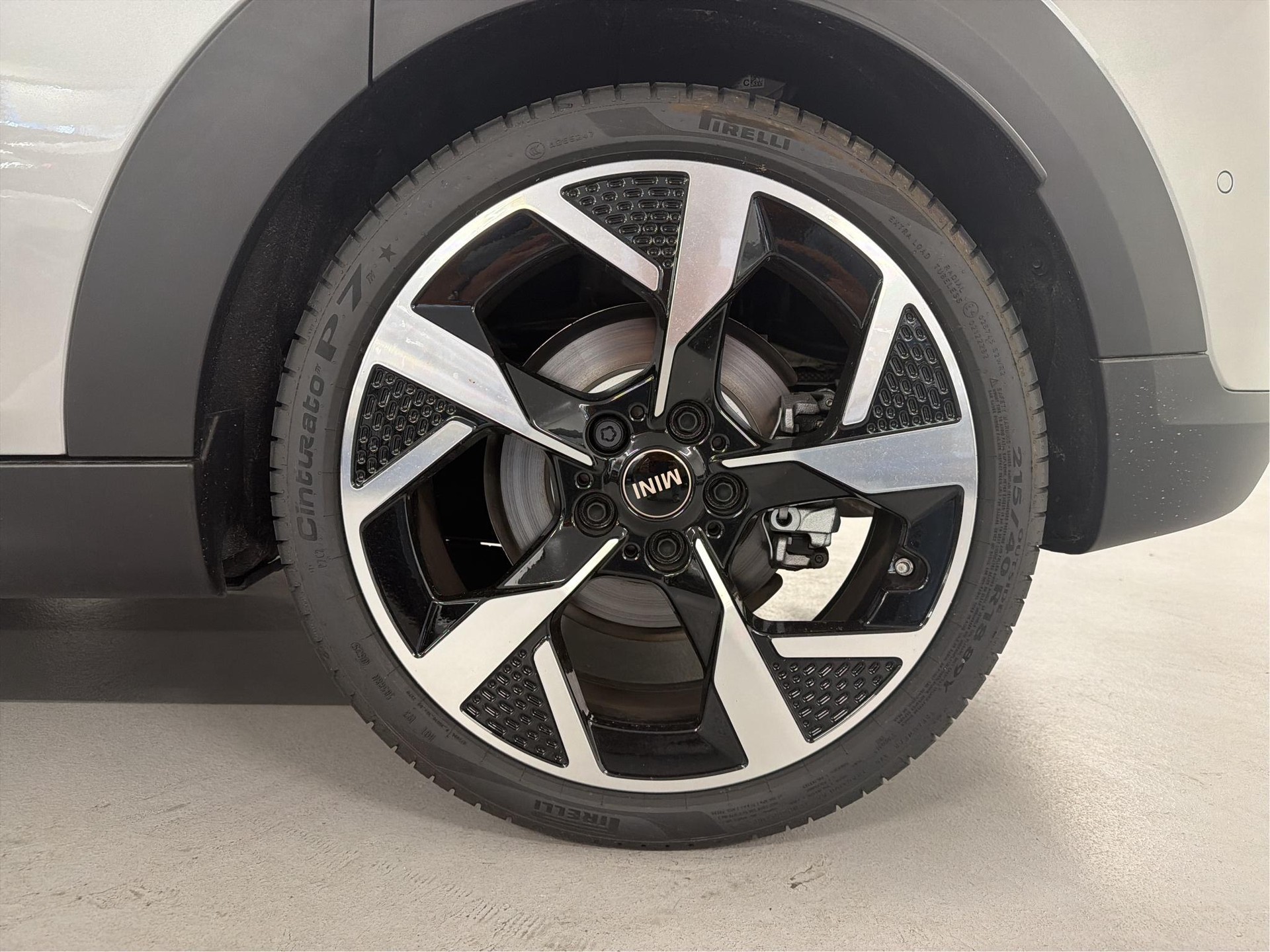 MINI Cooper 5 door C-image-9