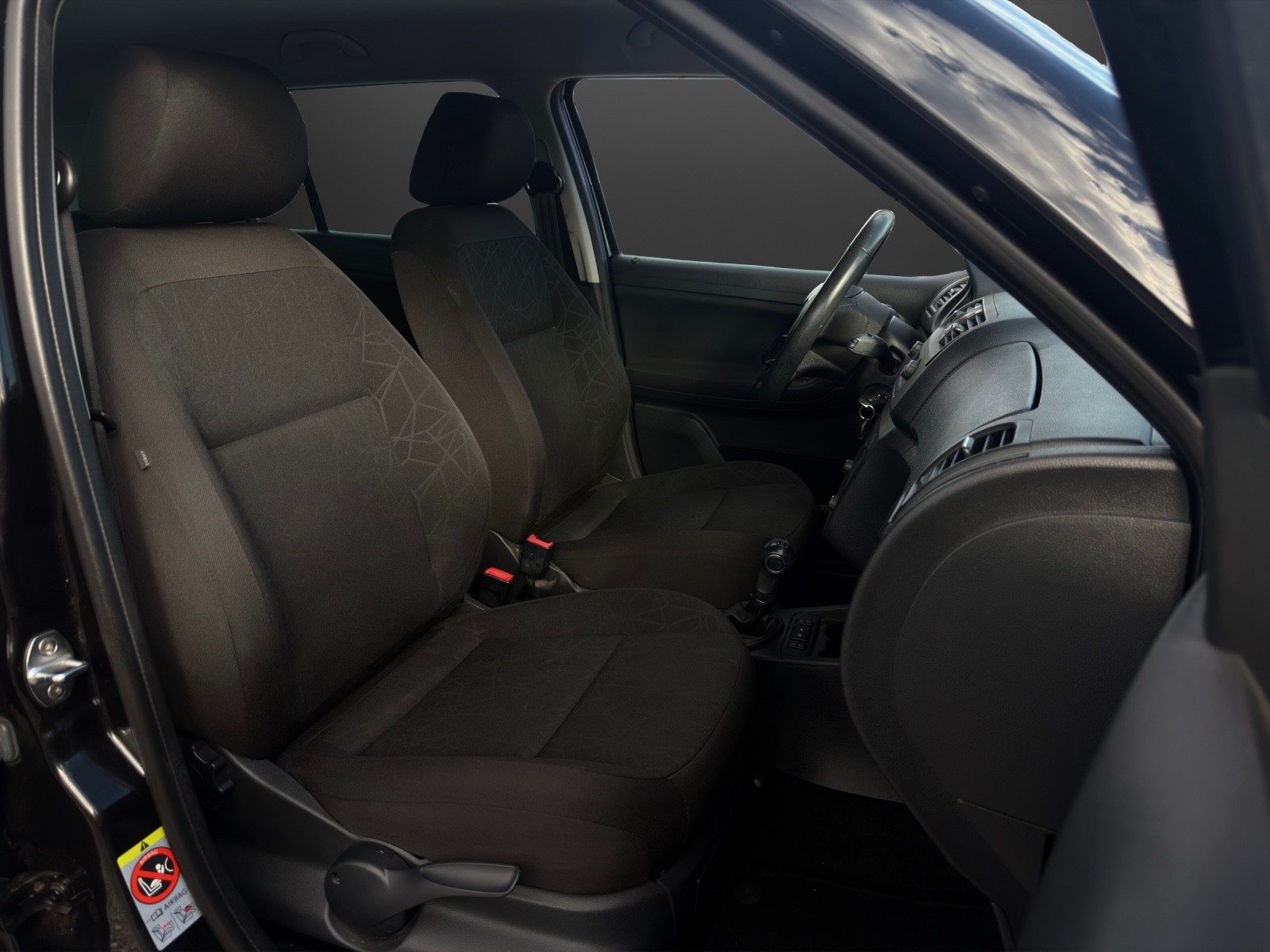 SKODA Fabia 1.2 TSI Ambition Plus DSG mit 105 PS-image-8