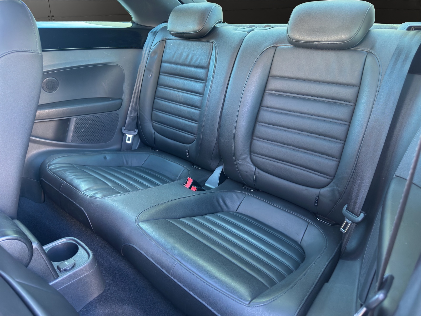 VW Beetle 2.0 TSI Sport DSG-image-10
