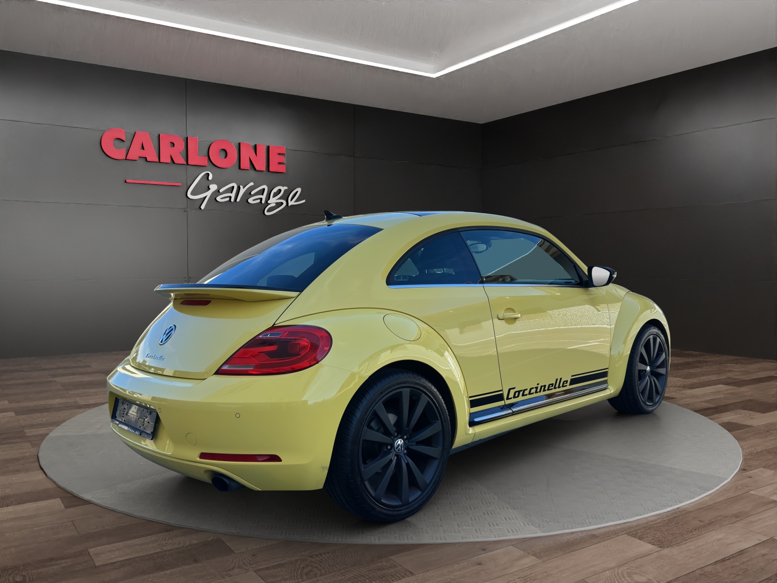 VW Beetle 2.0 TSI Sport DSG-image-2