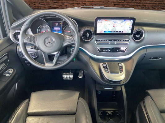 MERCEDES-BENZ V 300 d SwissEdition L 4M-image-9