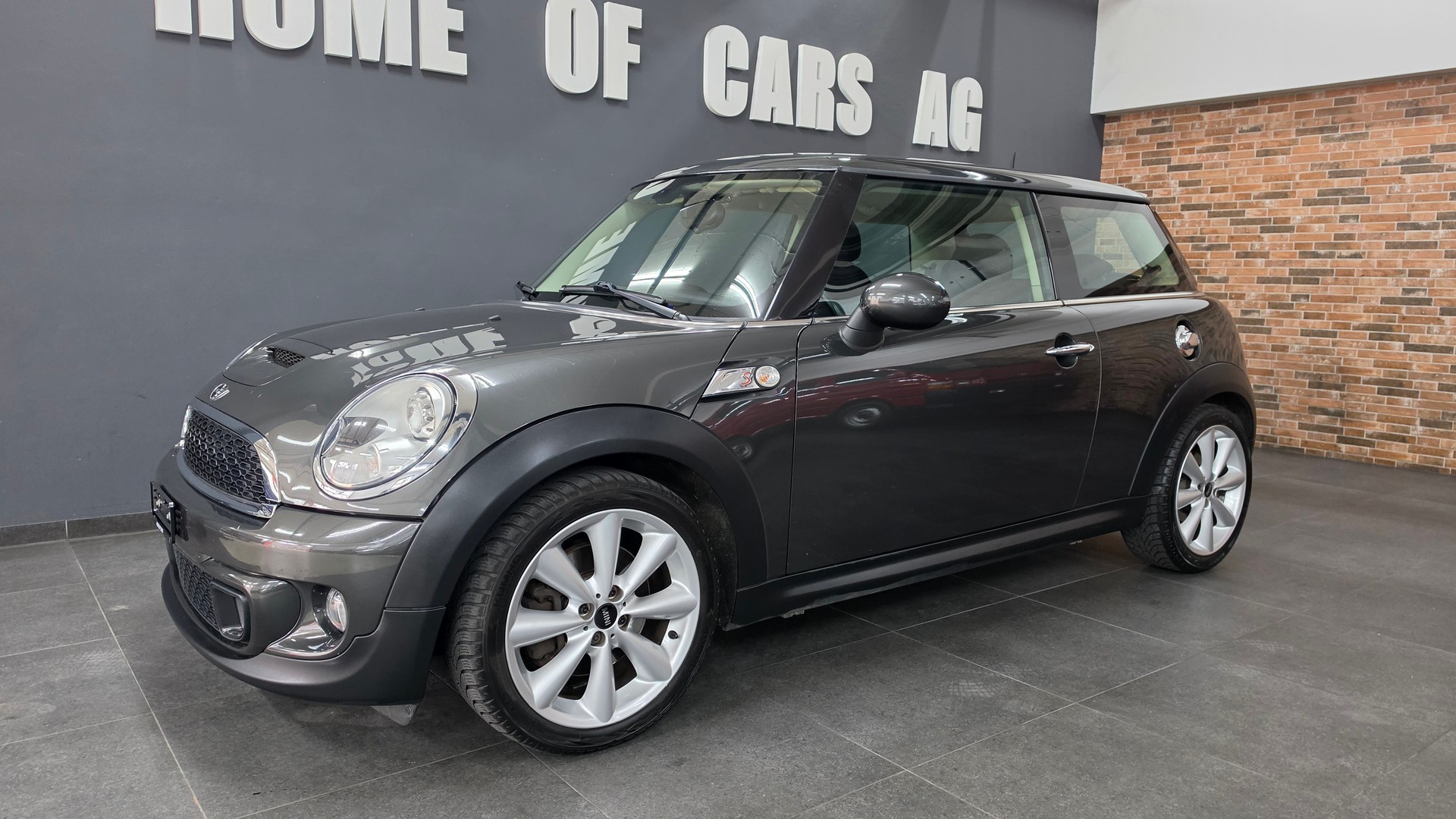 MINI Cooper S-image-2