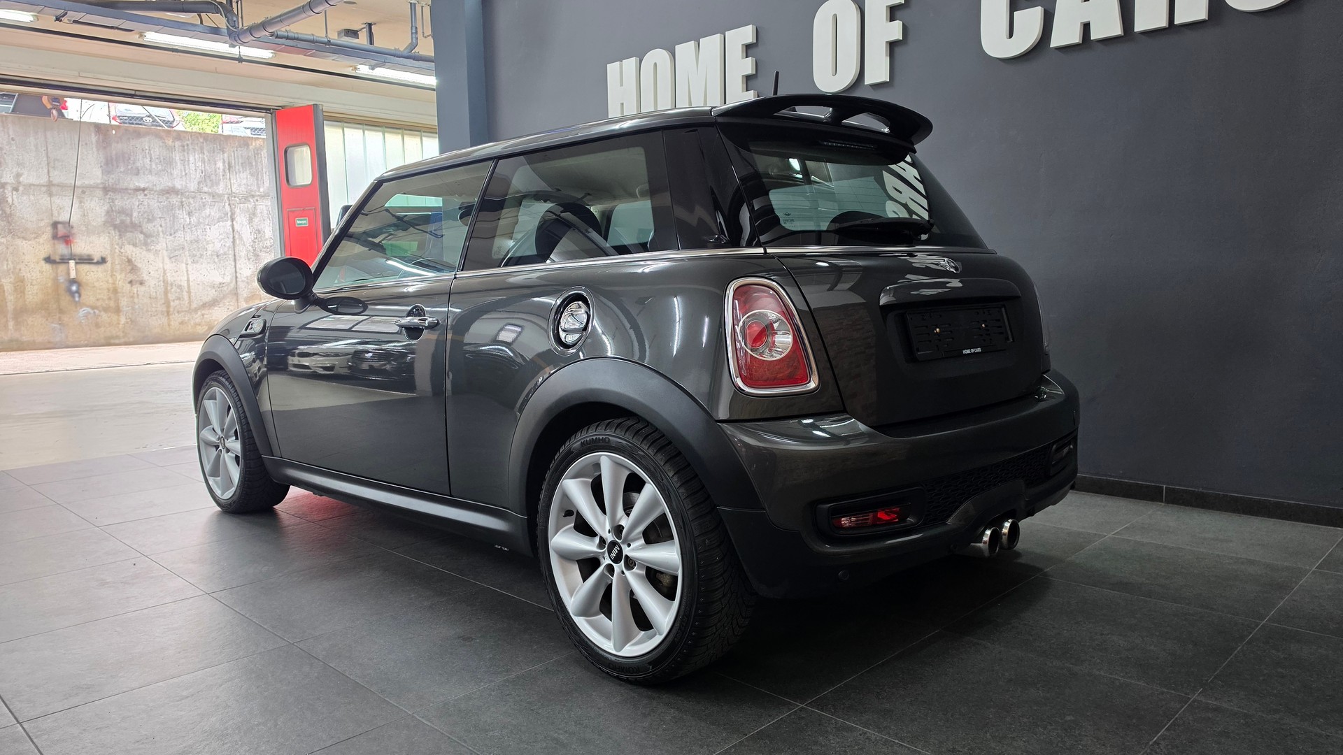 MINI Cooper S-image-6