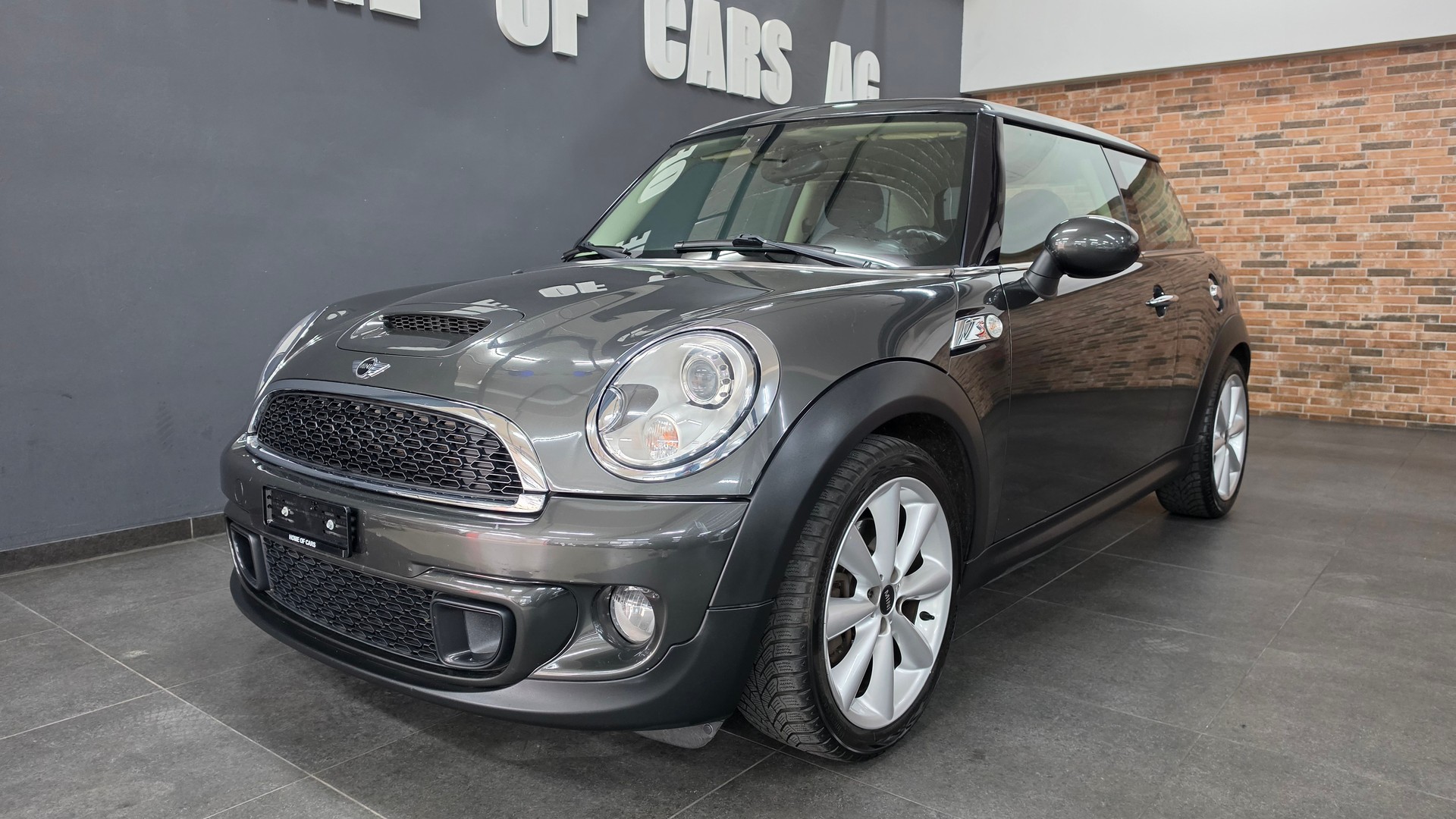 MINI Cooper S-image-1