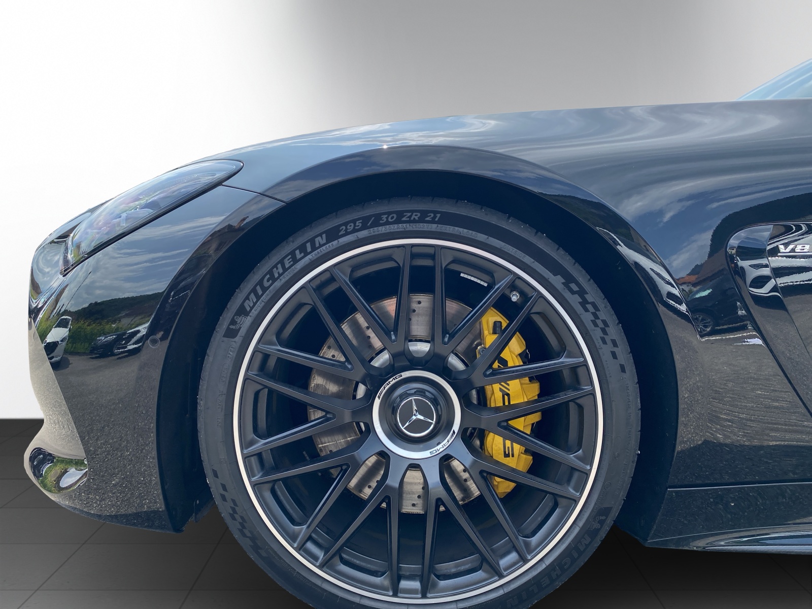 MERCEDES-BENZ AMG GT 63 4M+ Executive-image-5
