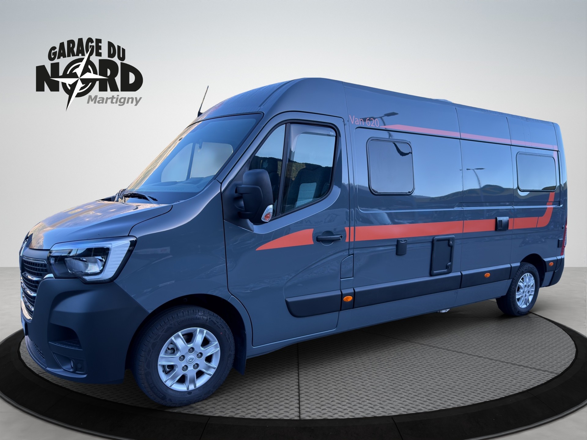 RENAULT Ahron VAN 620-image-0