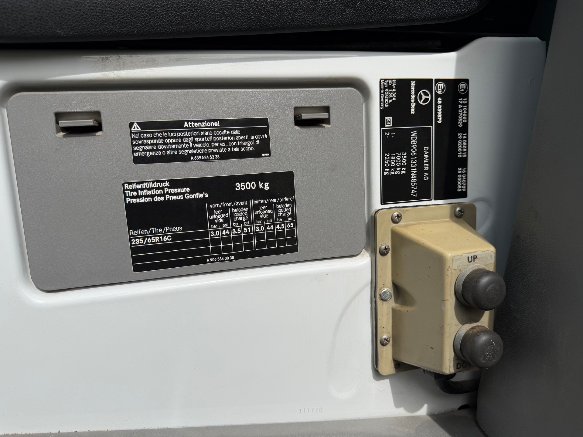 MERCEDES-BENZ Sprinter 316 CDI Standard-image-22