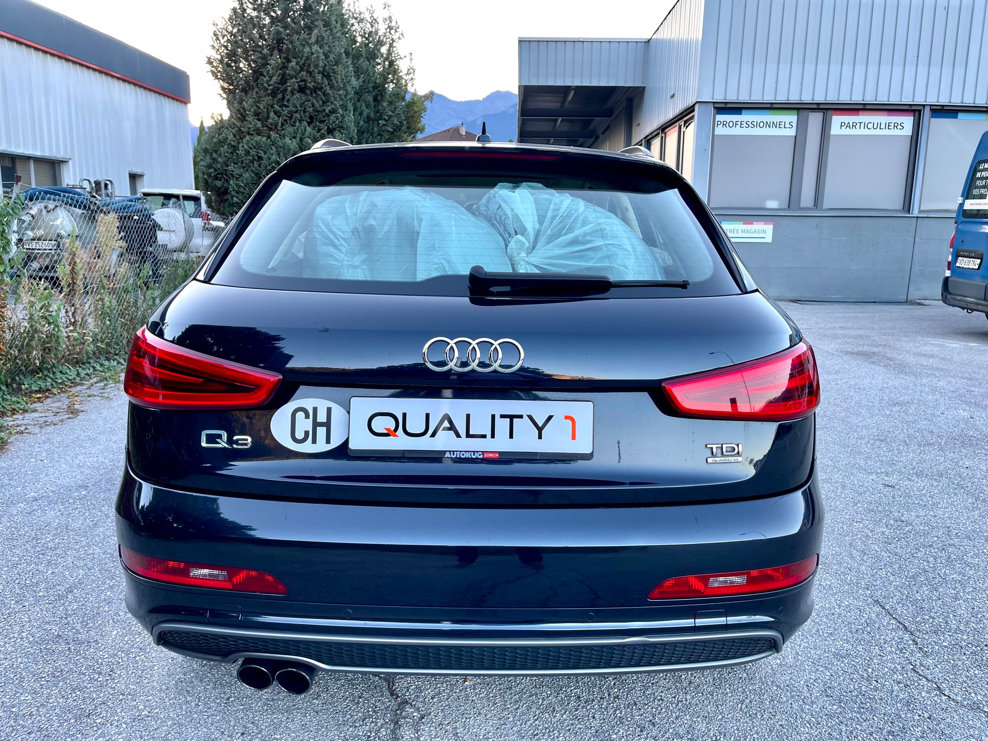 AUDI Q3 2.0 TDI quattro-image-26