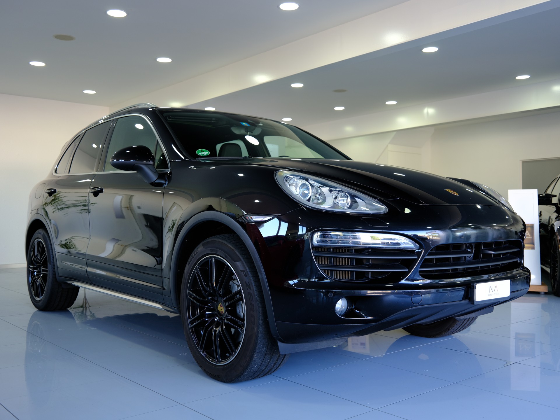 PORSCHE Cayenne S Diesel *SITZBELÜFTUNG* * PANORAMADACH*-showroom-element-1