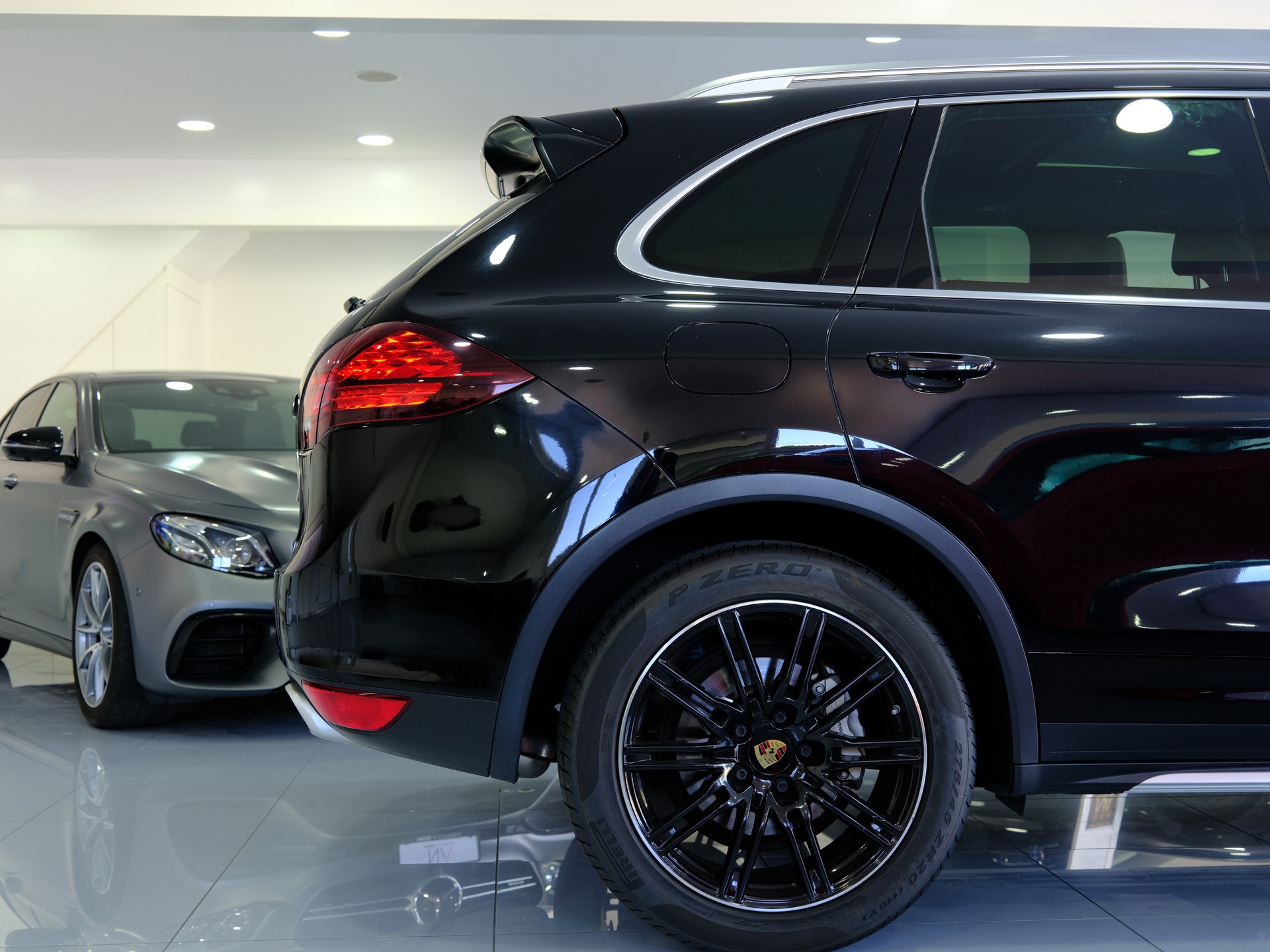 PORSCHE Cayenne S Diesel *SITZBELÜFTUNG* * PANORAMADACH*-image-9