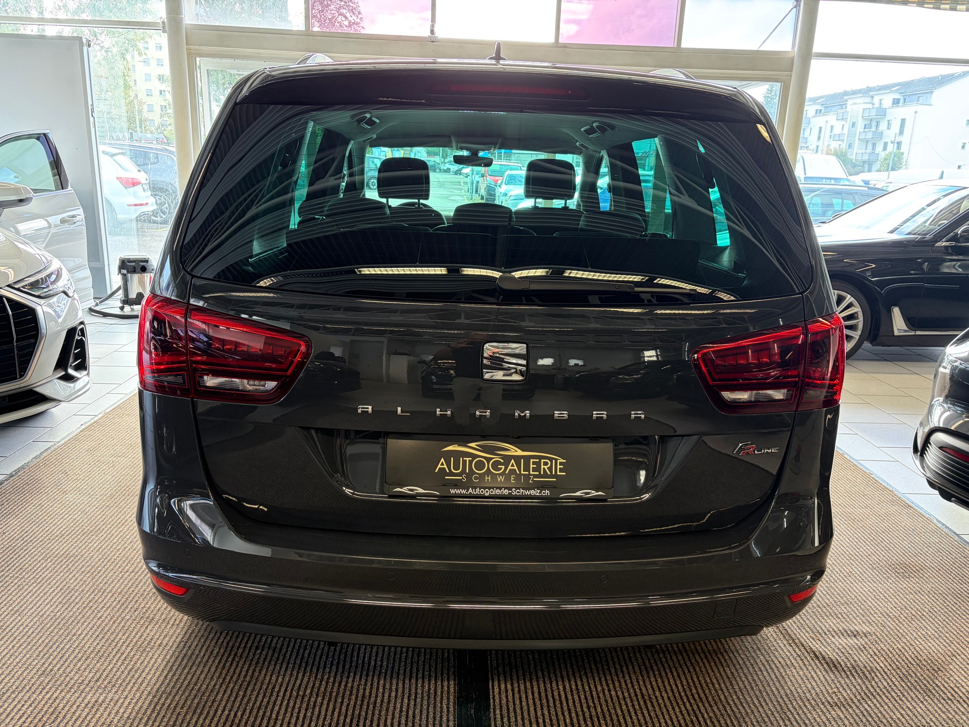 SEAT Alhambra 1.4 TSI FR Line DSG | CH | 7 Sitzer mit Kindersitzen | Elektrische Türen | AHK | Apple CarPlay/Android Auto | DAB+ |-image-27