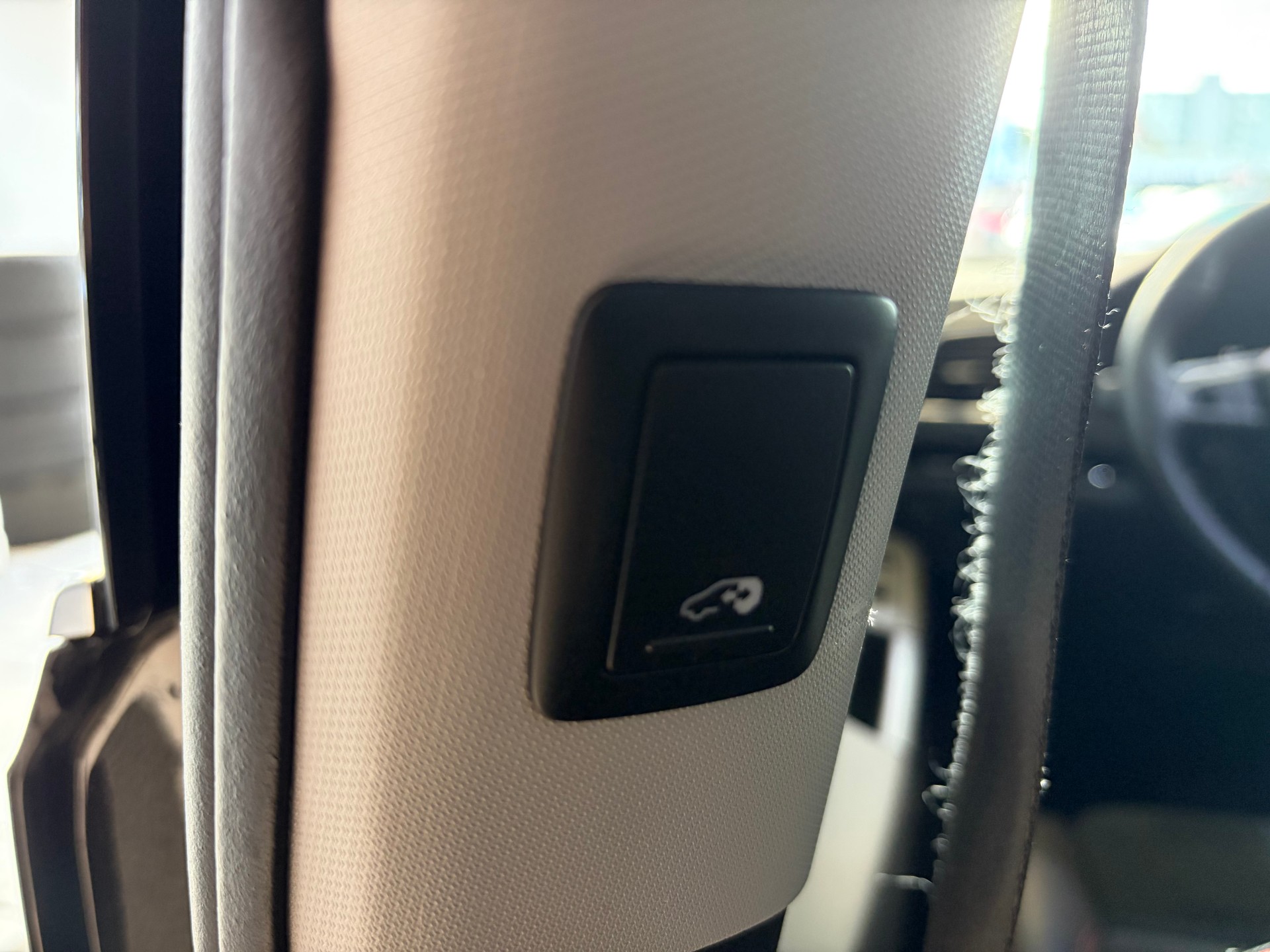 SEAT Alhambra 1.4 TSI FR Line DSG | CH | 7 Sitzer mit Kindersitzen | Elektrische Türen | AHK | Apple CarPlay/Android Auto | DAB+ |-image-26
